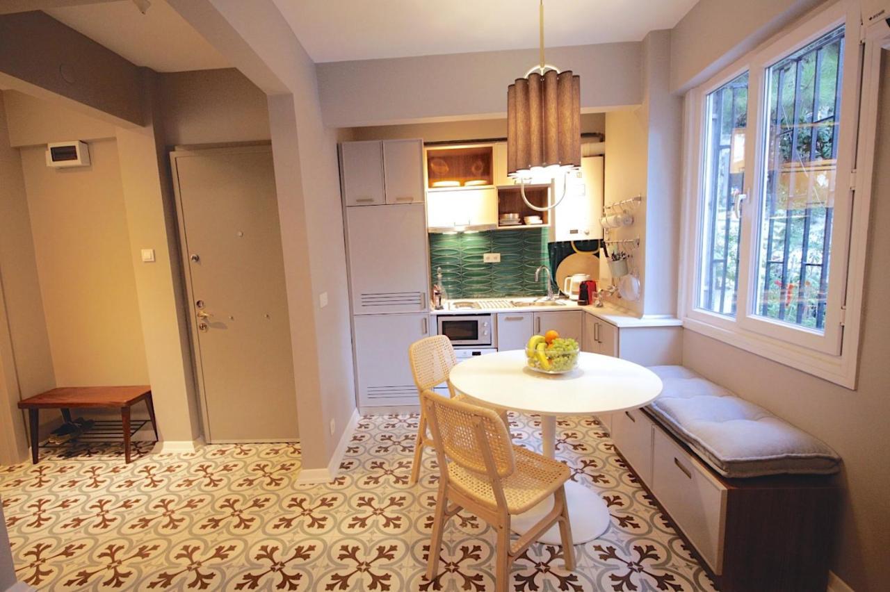 Superior Refurbished Flat In The Heart Of Istanbul Apartment Екстериор снимка