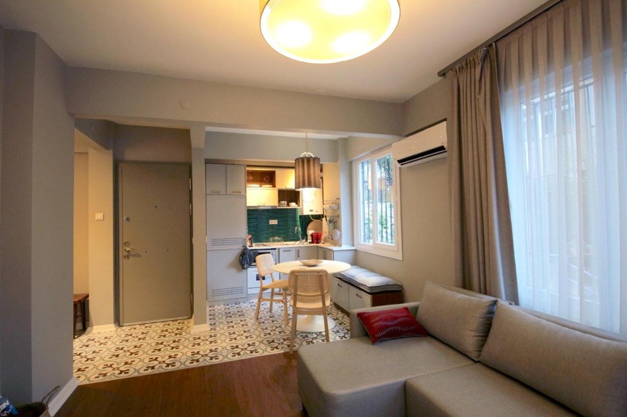 Superior Refurbished Flat In The Heart Of Istanbul Apartment Екстериор снимка